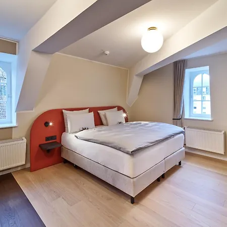 מלון Keller By Erasmus