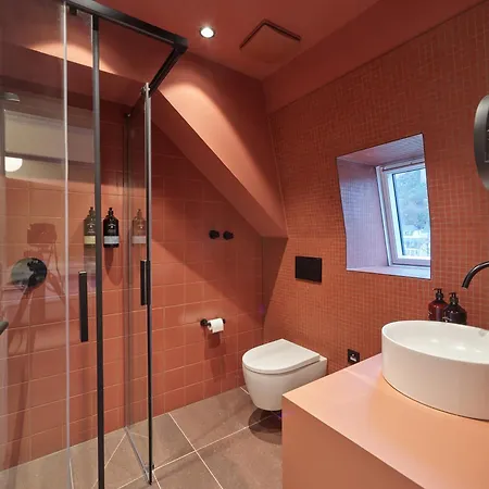 Keller By Erasmus Hotel