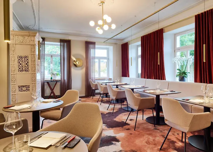 Hotel Keller By Erasmus 4*