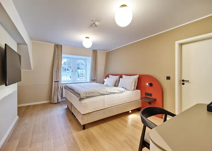 Keller By Erasmus Saarburg